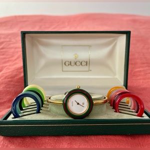 Vintage Gucci bracelet watch, works great.